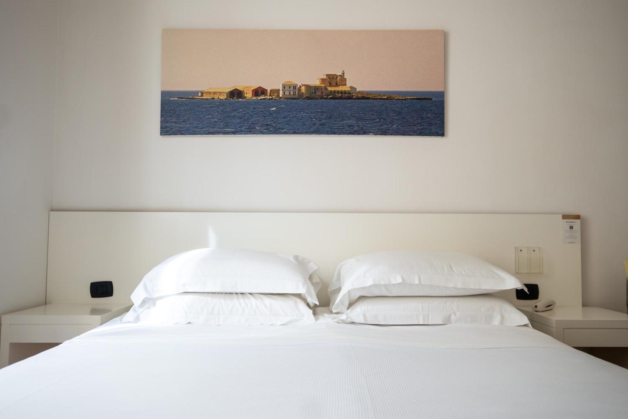 Badia Nuova Apart Hotel Trapani Exterior photo